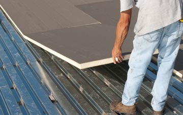 benefits of insulating Grindiscol flat roofing